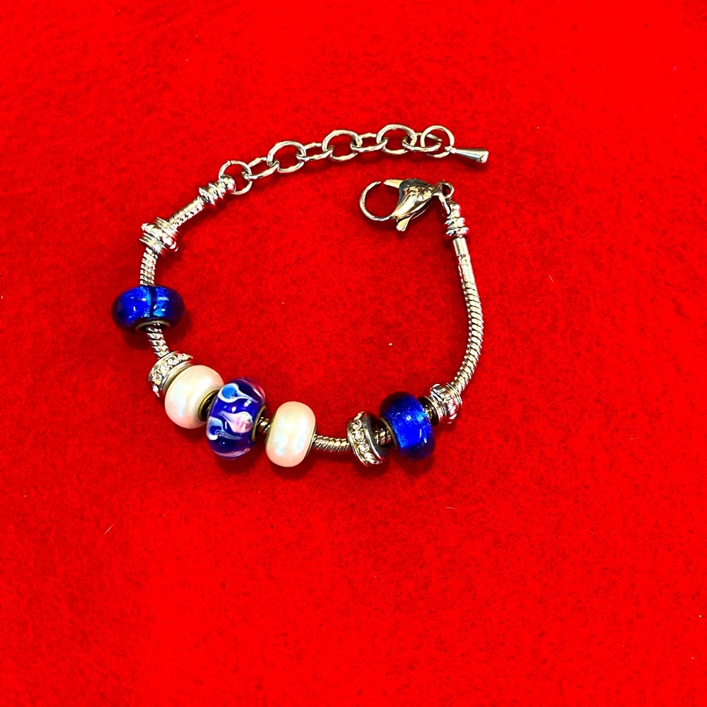 Beautiful silver beaded bracelet